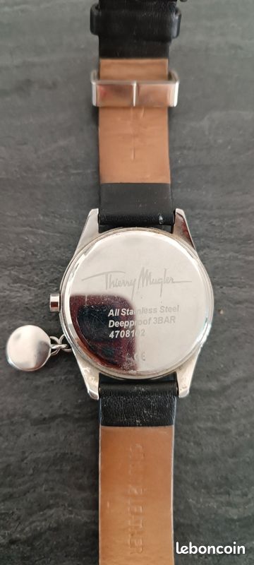 Montre Femme Thierry Mugler Réf. 4707701 - Cadran Noir Et Bracelet Acier - Occasion