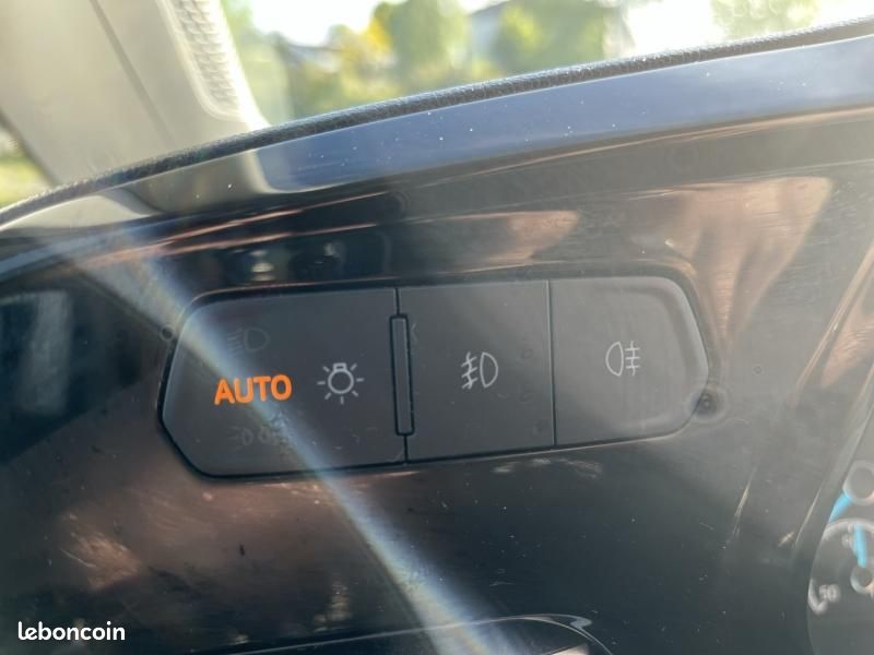 Ford Grd Tourneo Connect 2.0 EcoBlue 122ch Active (image 18)