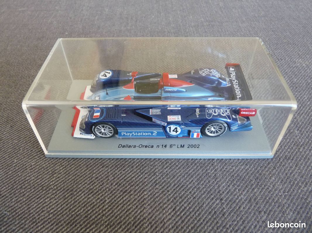 Scale model of Dallara Oreca 24 Heures du Mans #15 (Beretta-Lamy-Comas 2002) pro