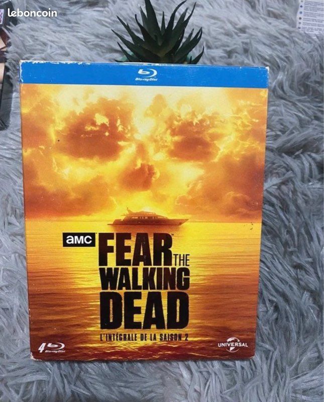 Bluray Fear thé walking intégrale saison 2 (image 1)