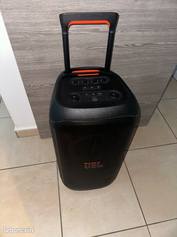 JBL PartyBox 320 (image 2)