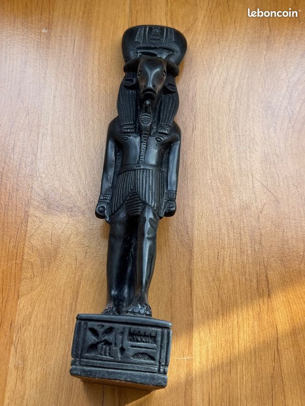 Statue egyptienne dieu Khnoum hieroglyphes authentique pierre noire collection (image 1)