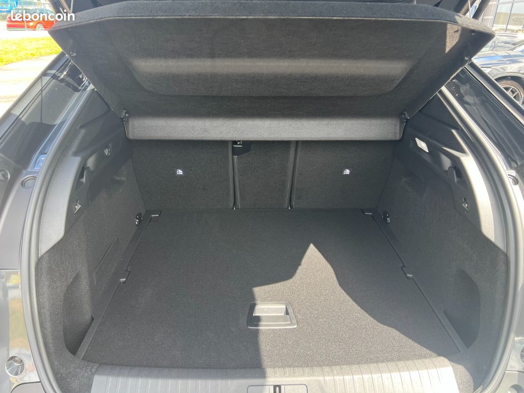 Peugeot 3008 1.2 hybrid 145 e-dcs6 allure (image 11)
