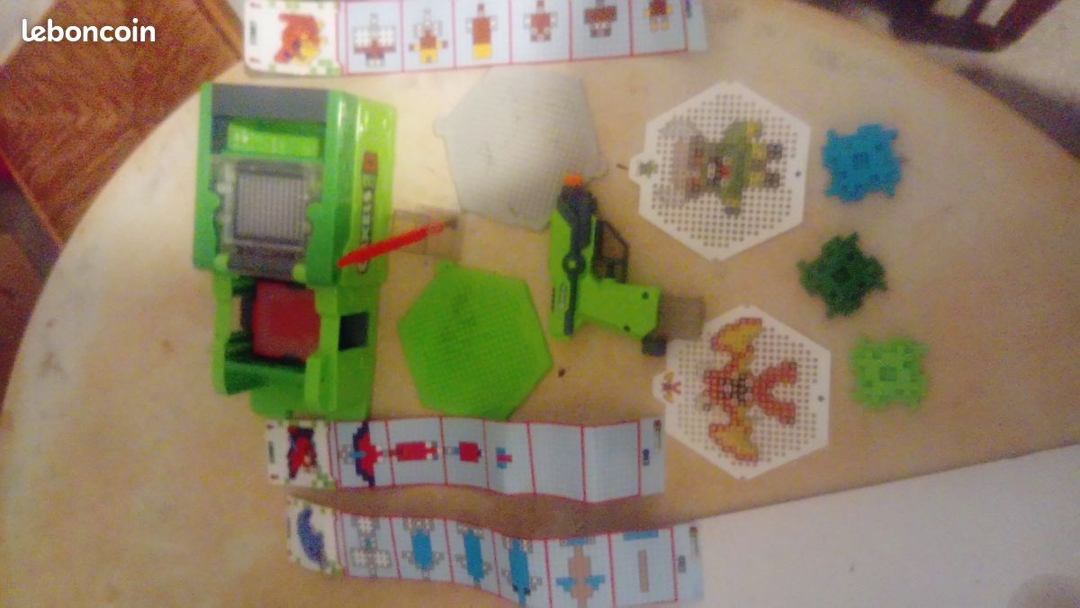Lot qixels (image 1)