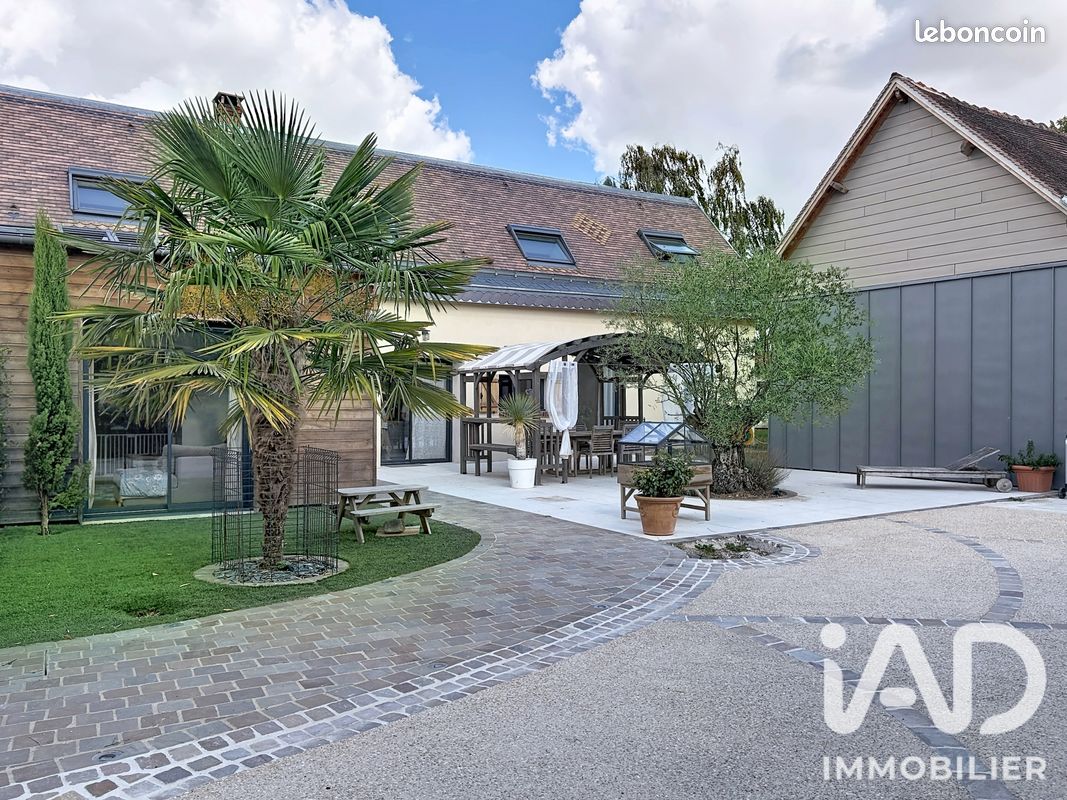 Maison 6 pièces 150 m² · à Nogent-le-Roi · 150 m² · 395 000 €