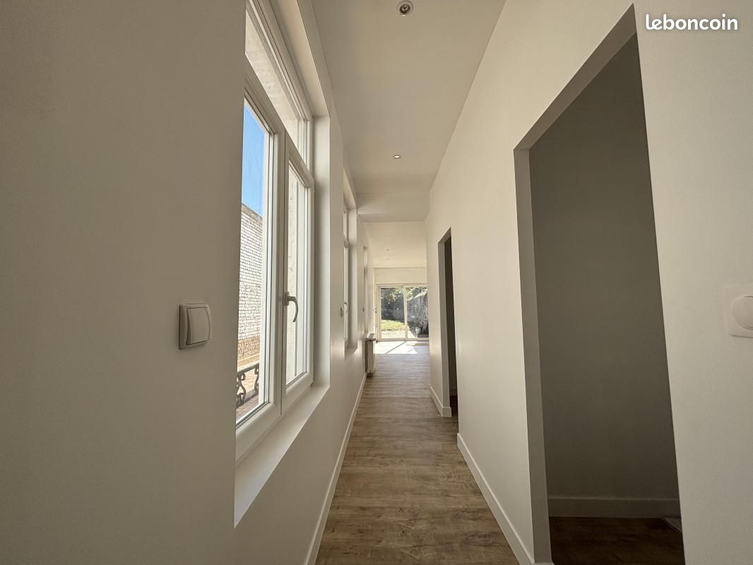 Maison a louer valenciennes - 6 pièce(s) - 135 m2 - Surfyn