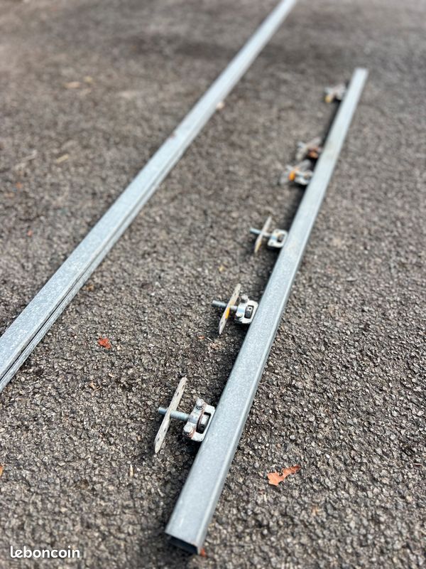 Fixation pour portes coulissantes sur rails acier galvanisés (image 6)