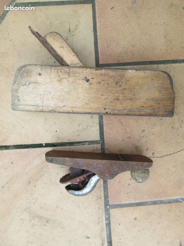 Deux petits rabots anciens (image 3)