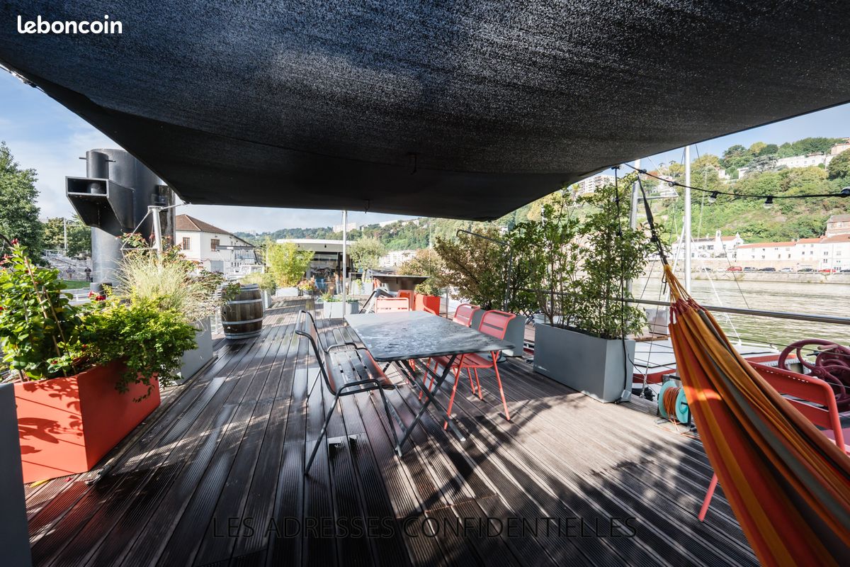 4 pièces 195 m² · à Lyon · 195 m² · 695 000 €