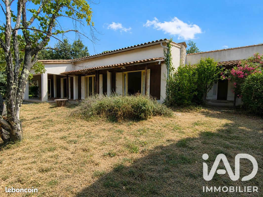 Maison 4 pièces 123 m² · à Contes · 123 m² · 470 000 €