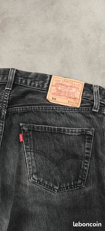 Jean vintage Levi's 501 Original |W34 L30 FR44| coupe droite straight 100% coton noir #H2428 (image 4)