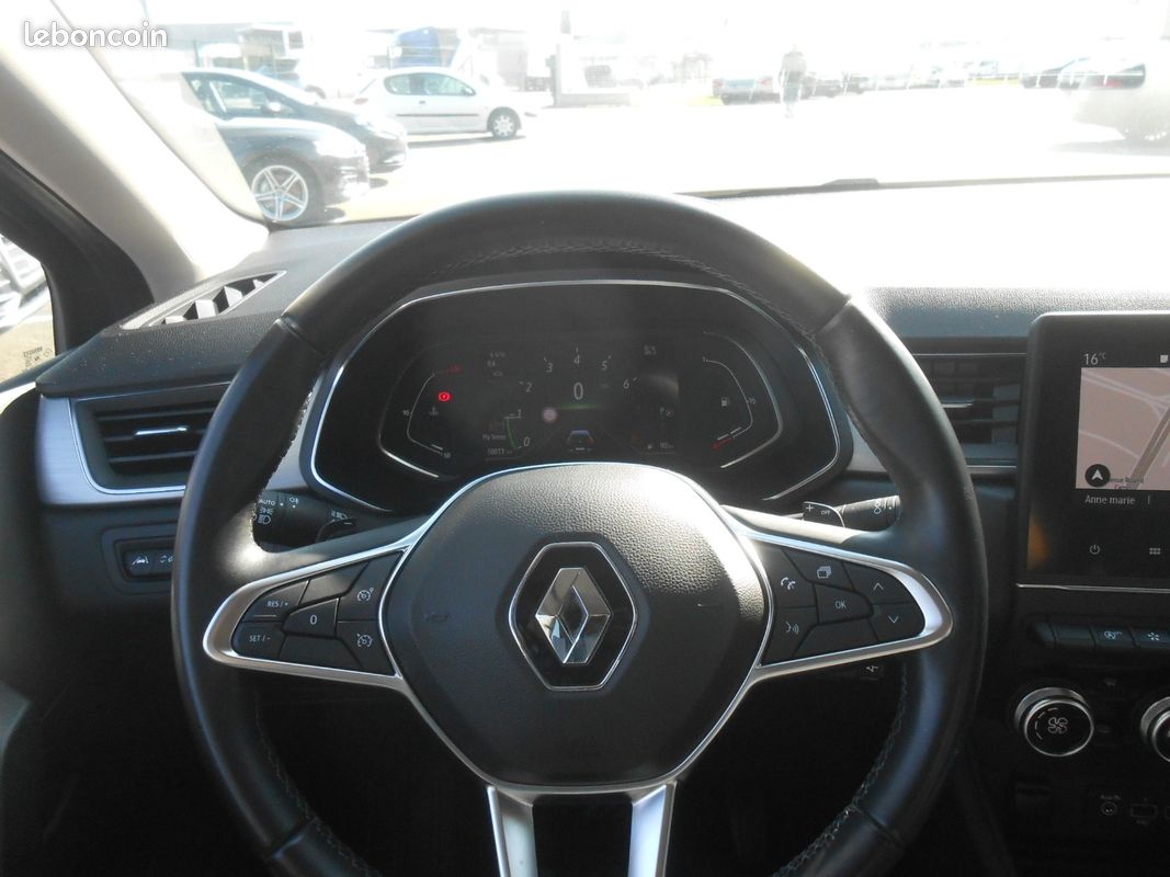RENAULT CAPTUR TCe 130 EDC FAP Intens (image 19)
