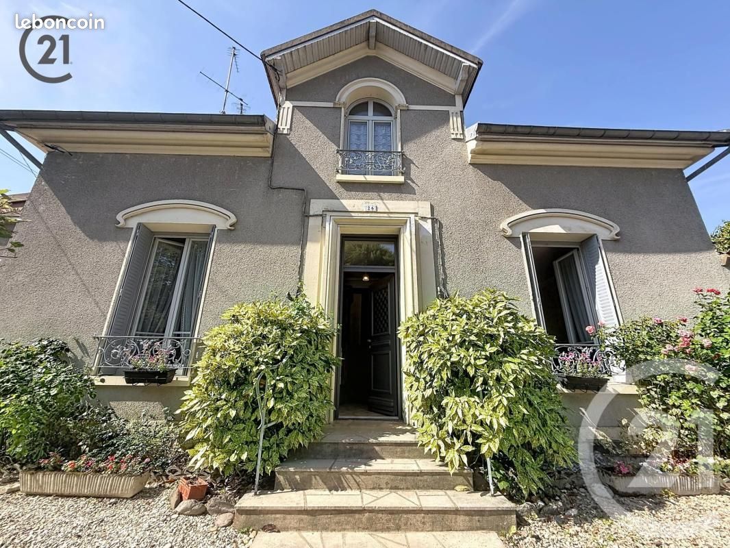 Maison 6 pièces 145 m² · à Auxerre · 145 m² · 257 000 €