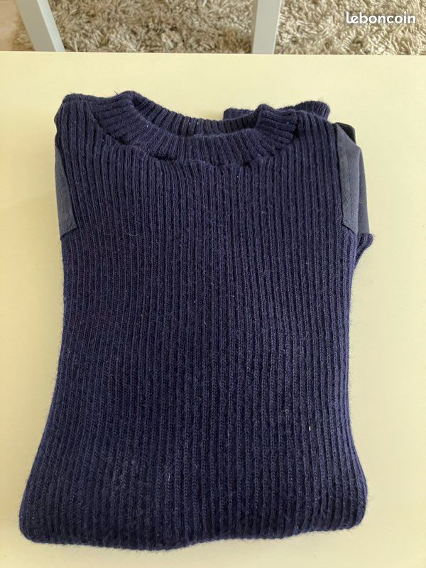 Pull en laine Marine Nationale Vêtements