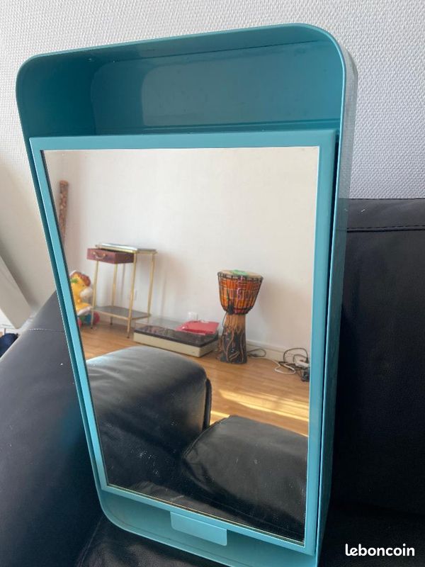 Armoire à Pharmacie IKEA GUNNERN Turquoise 24" – Miroir, Métal Bleu