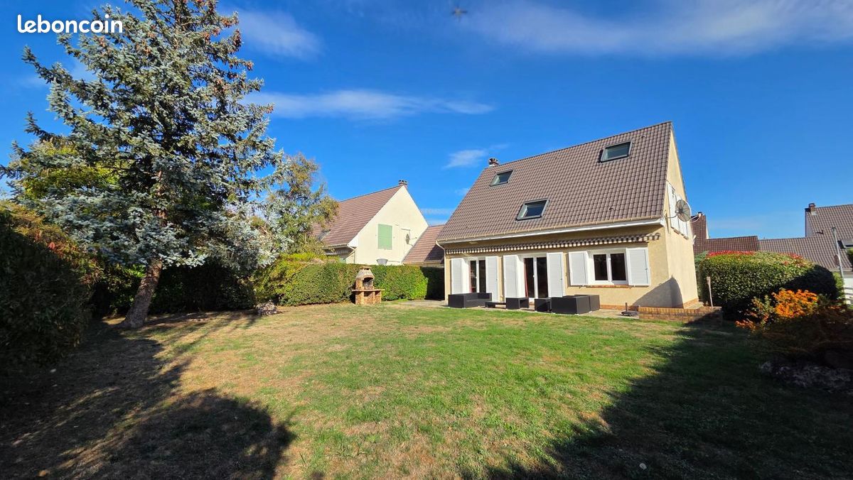 Maison 6 pièces 220 m² · à Chelles · 220 m² · 470 000 €