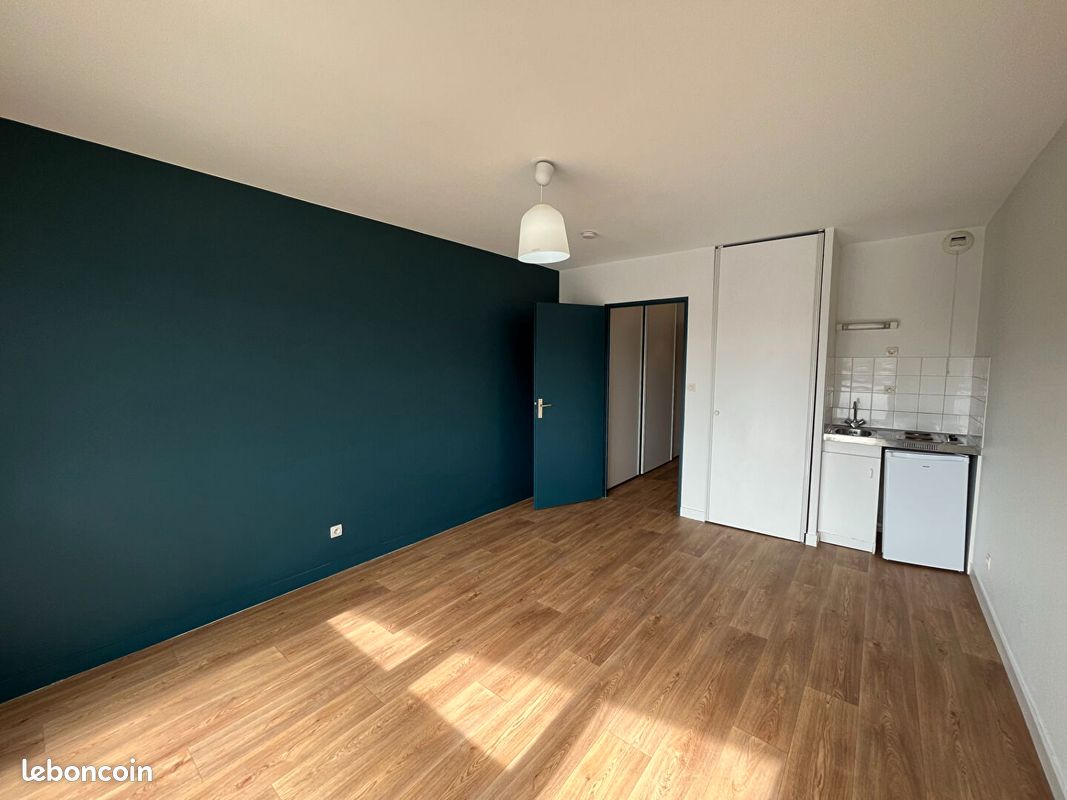 Appartement 1 pièce 24 m² · à Poitiers · 24 m² · 370 €