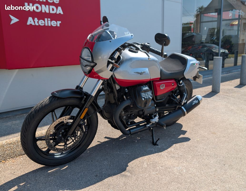 Moto Guzzy V7 STONE CORSA (image 5)