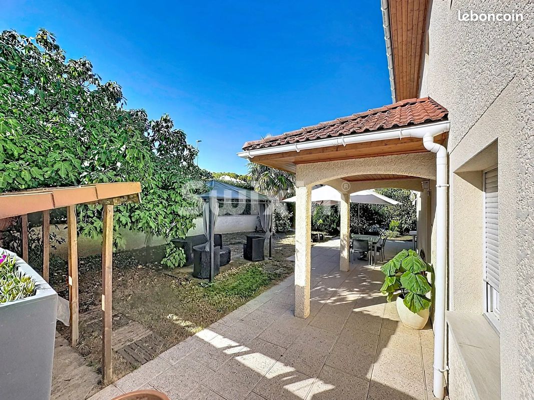 Maison 6 pièces 196 m² · à Valleiry · 196 m² · 725 000 €