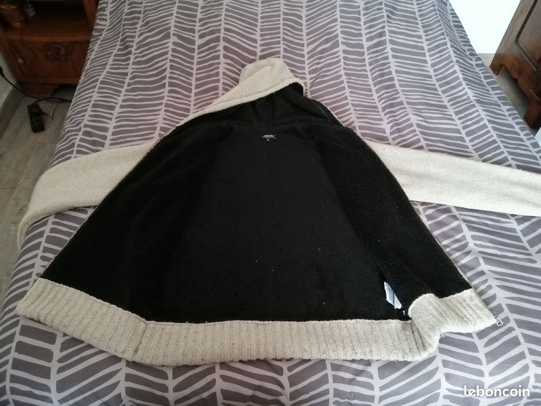 Veste en laine fourrée (image 1)