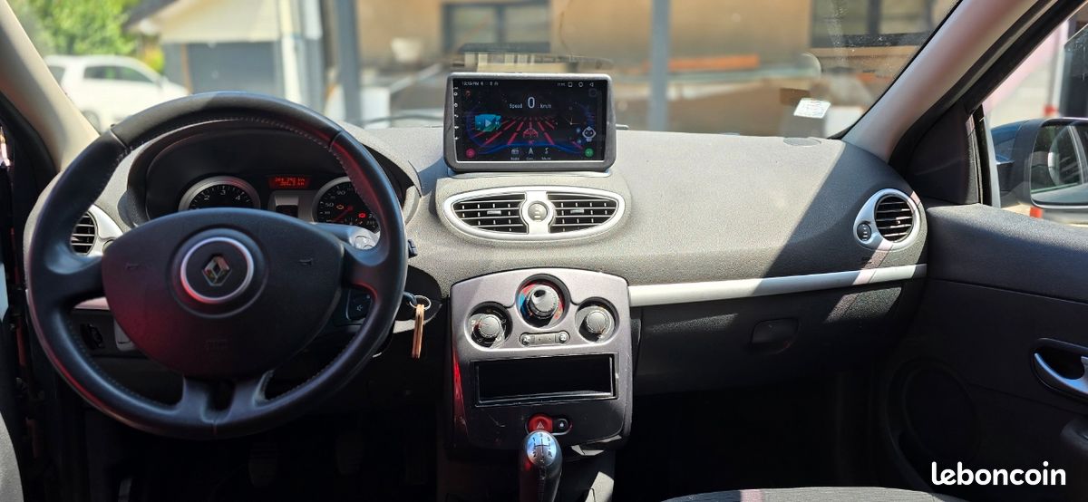 Clio 3 tomtom estate (image 3)
