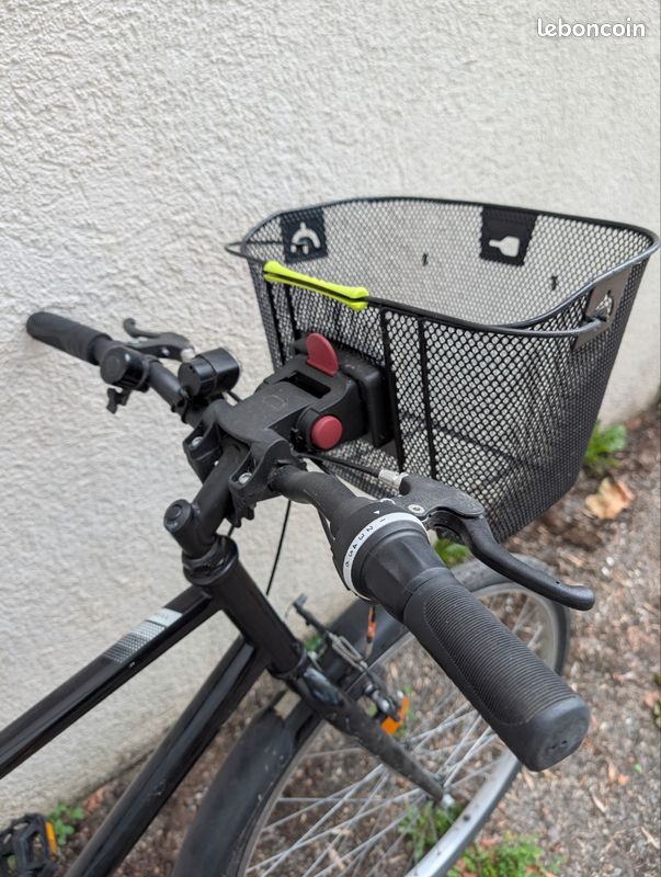 Vélo Riverside RS100 noir avec panier – à réviser (image 4)
