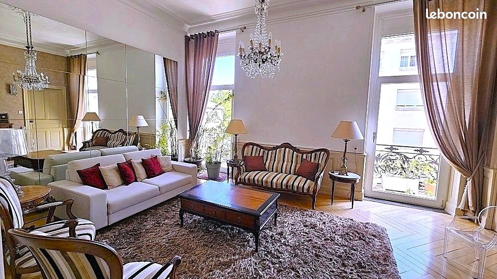 Appartement 6 pièces 152 m² · à Valence · 152 m² · 385 000 €