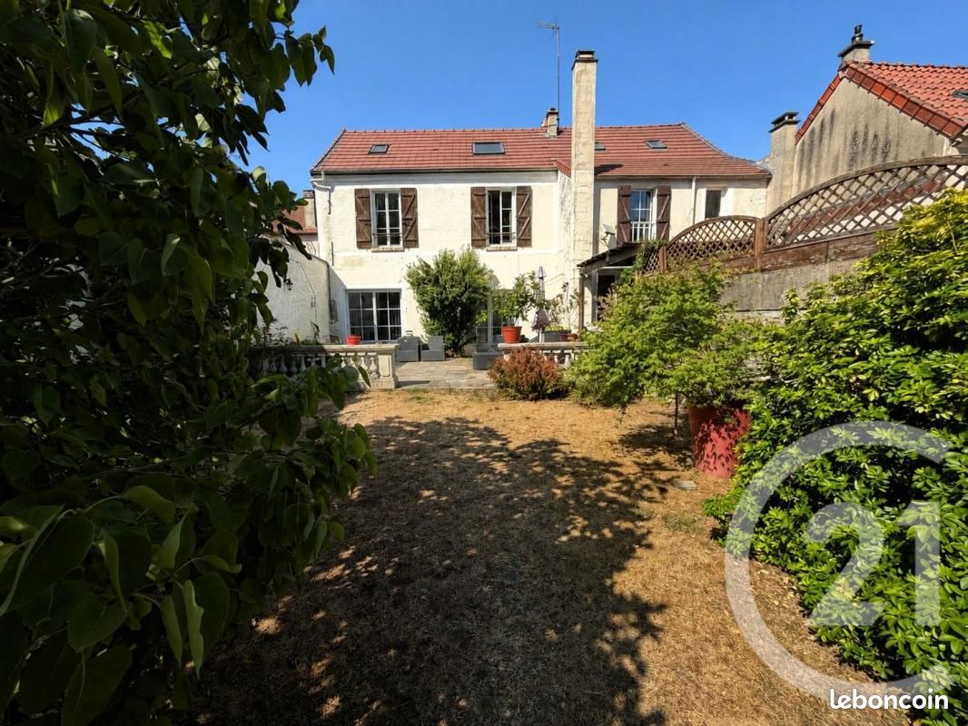 Maison 8 pièces 208 m² · à Annet-sur-Marne · 208 m² · 477 000 €