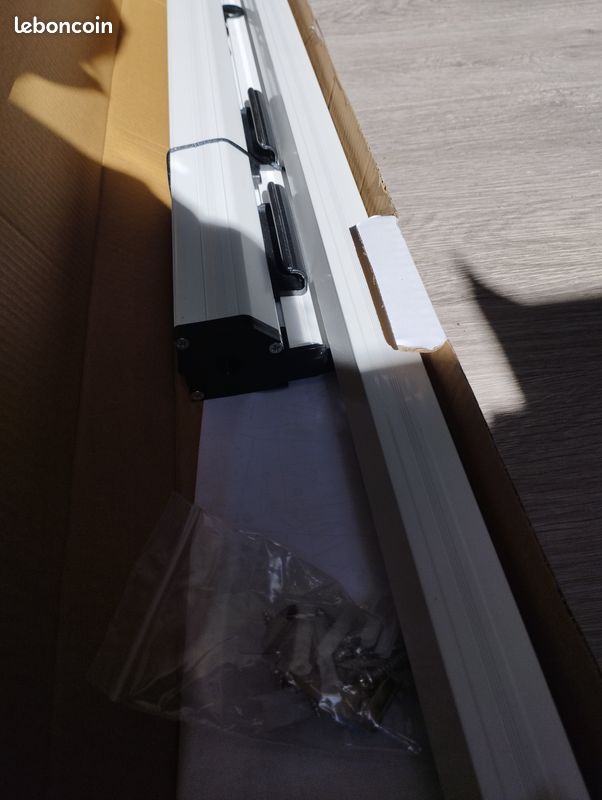 Moustiquaire enroulable aluminium 130*160 decoupable (image 4)