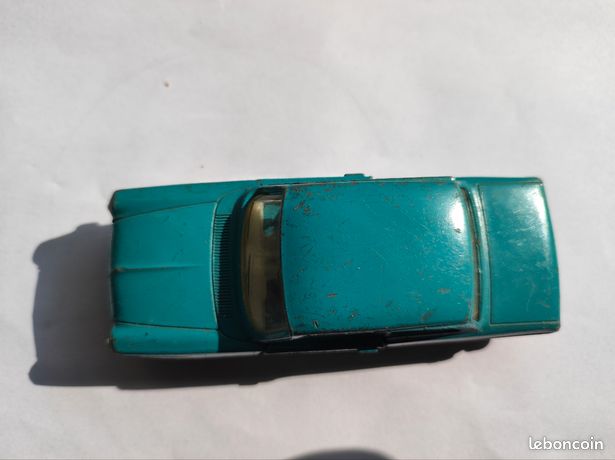Dinky Toys Ford Taunus 12 M – 1/43, Ref 538, Meccano, Orange, France 1979