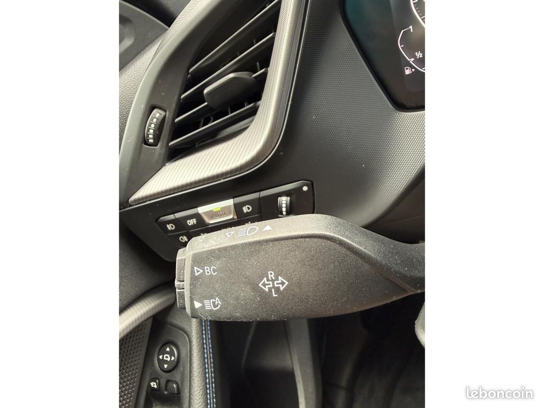 BMW SERIE 1 118iA M SPORT 136ch DKG7 F40 (image 16)