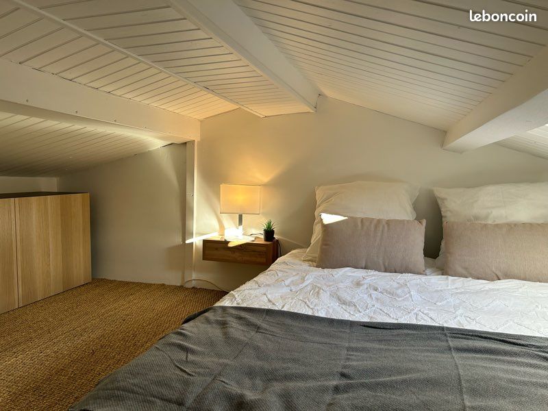 Coquet appartement dans la vieille ville d’Hyeres avec parking (image 4)