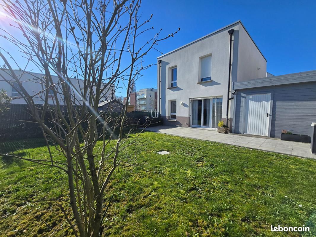 Maison 4 pièces 85 m² · à Wattrelos · 85 m² · 233 200 €