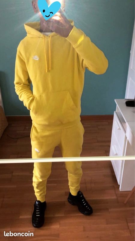Survet nike jaune (image 1)
