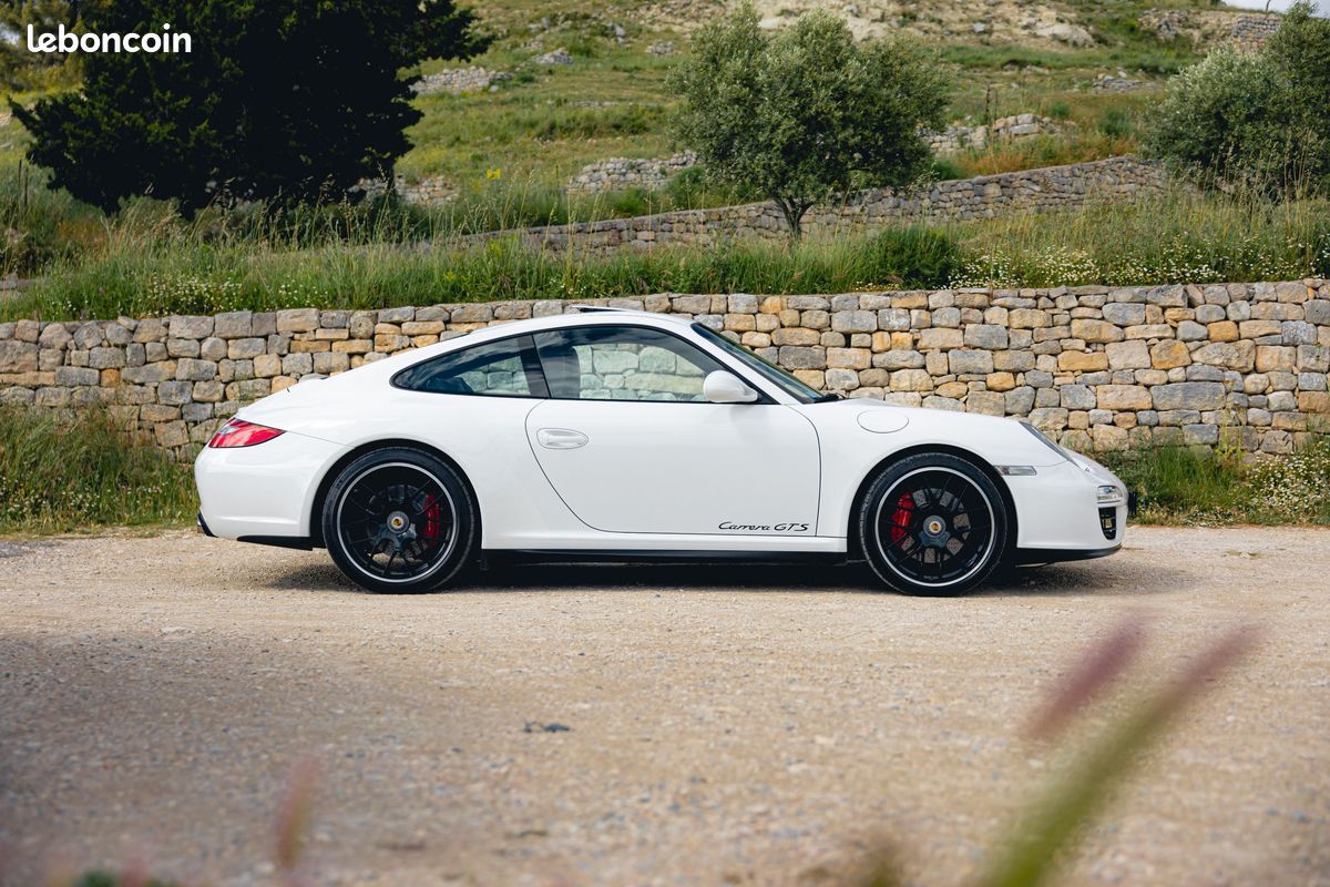 Porsche 997.2 Carrera GTS - Etat exceptionnel - Seconde main - Faible kilométrage - Carnet d’entretien - Garantie (image 6)