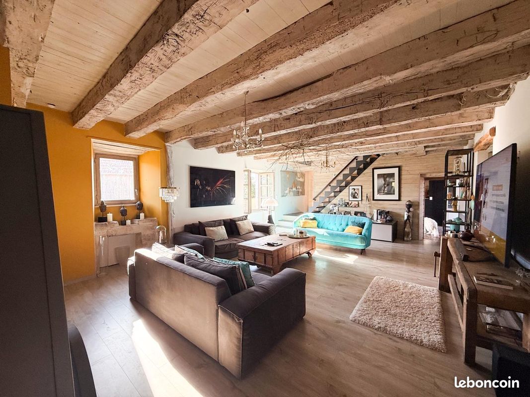 Maison 5 pièces 212 m² · à Brive-la-Gaillarde · 212,5 m² · 385 000 €