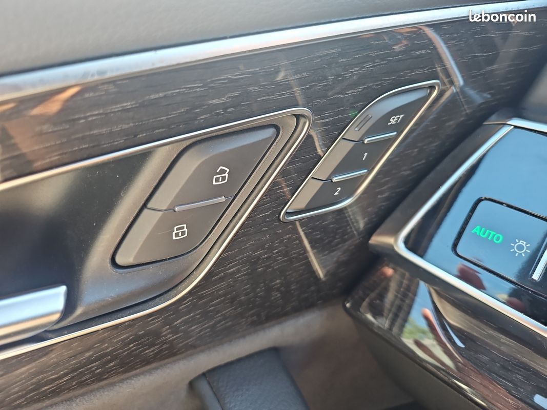 AUDI Q8 (2) 3.0 TFSI E 462 QUATTRO S LINE TIPTRONIC 8 462Ch Garantie 12 mois (image 16)