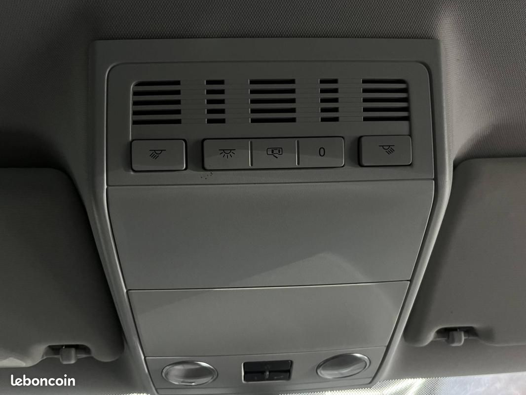 Volkswagen Multivan T5 2.0 TDI 180ch Carat 4Motion (image 24)