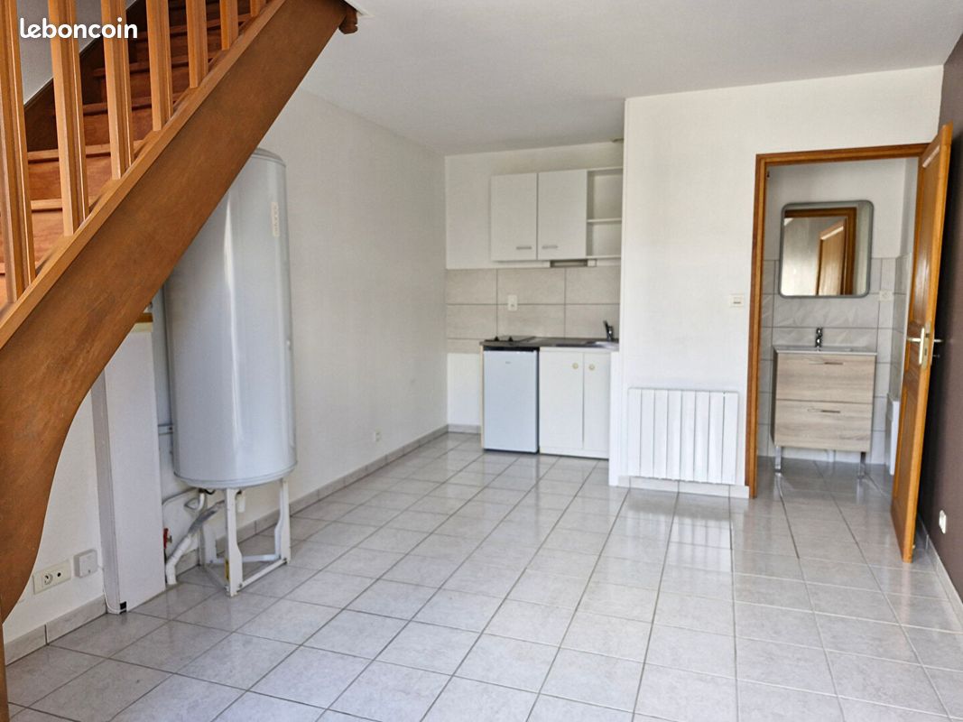 Appartement 2 pièces 24 m² · à Auxerre · 24 m² · 408 €