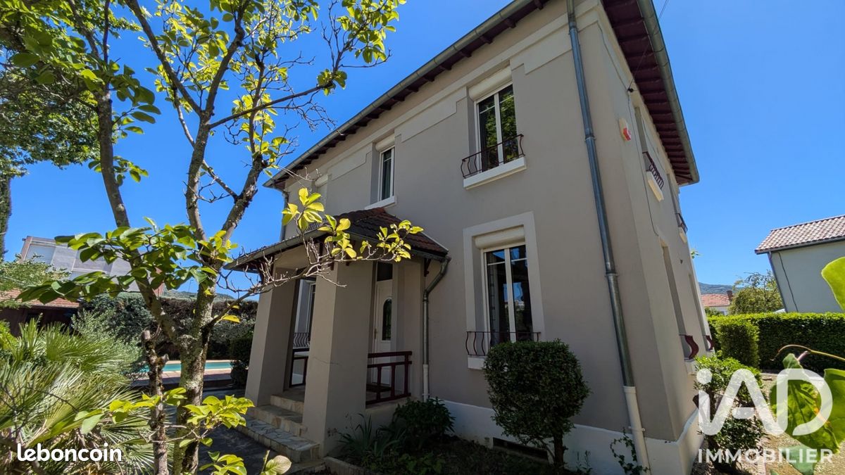 Maison 7 pièces 163 m² · à Privas · 163 m² · 310 000 €