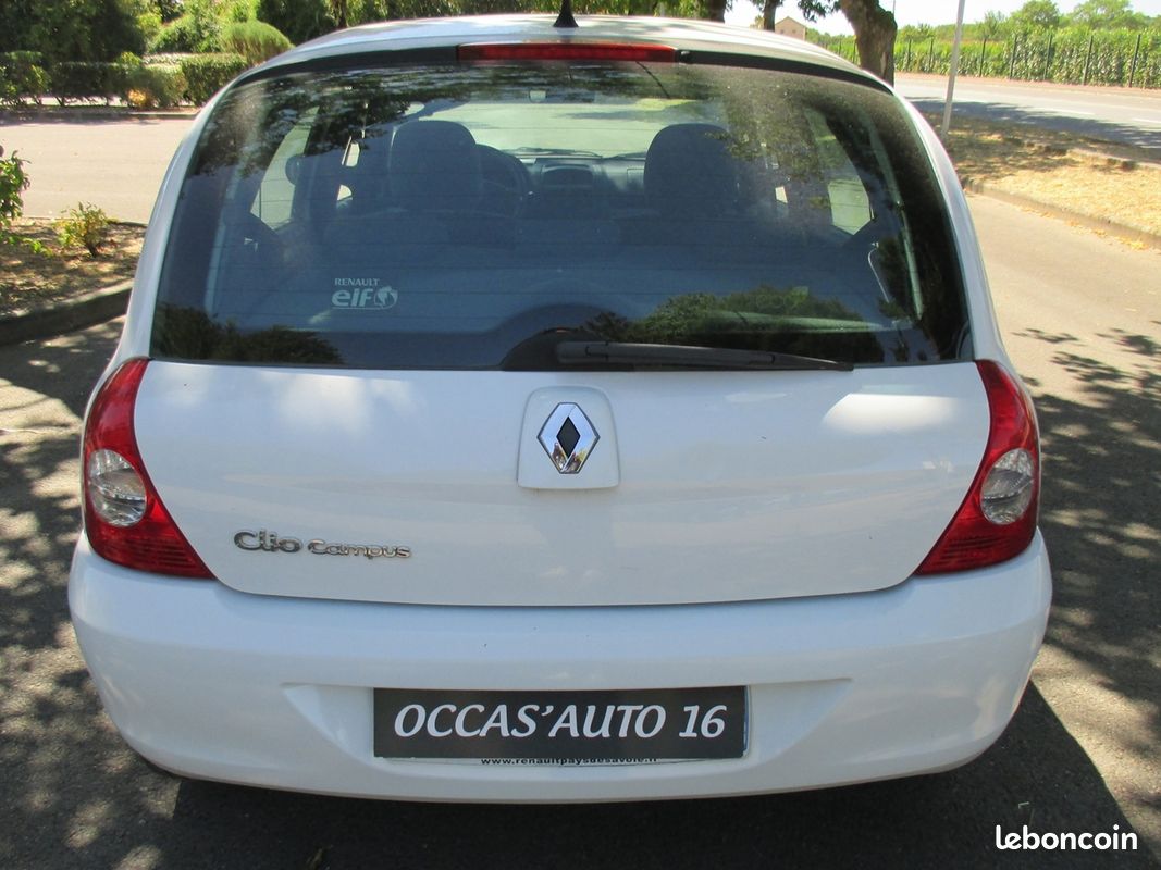 Renault CLIO II CAMPUS 1.5 DCI 65CH AUTHENTIQUE 5P (image 9)