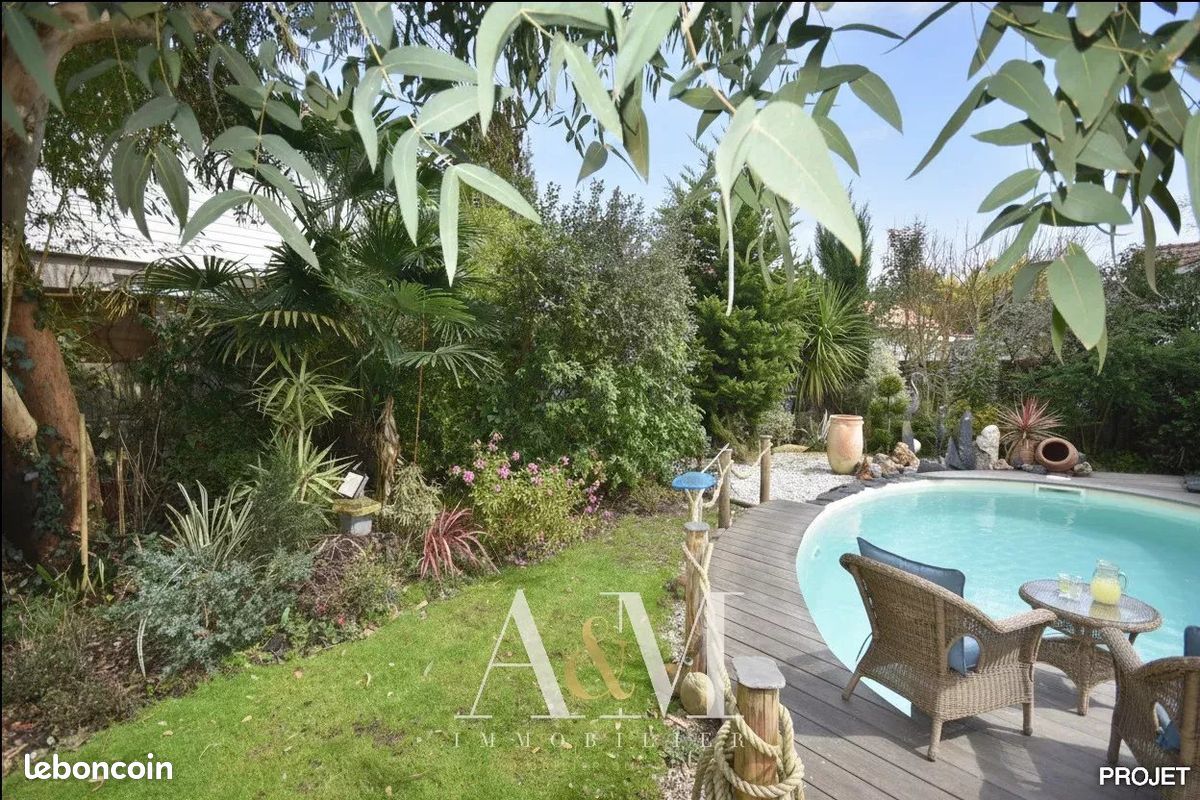 Maison 6 pièces 142 m² · à Arès · 142 m² · 810 000 €