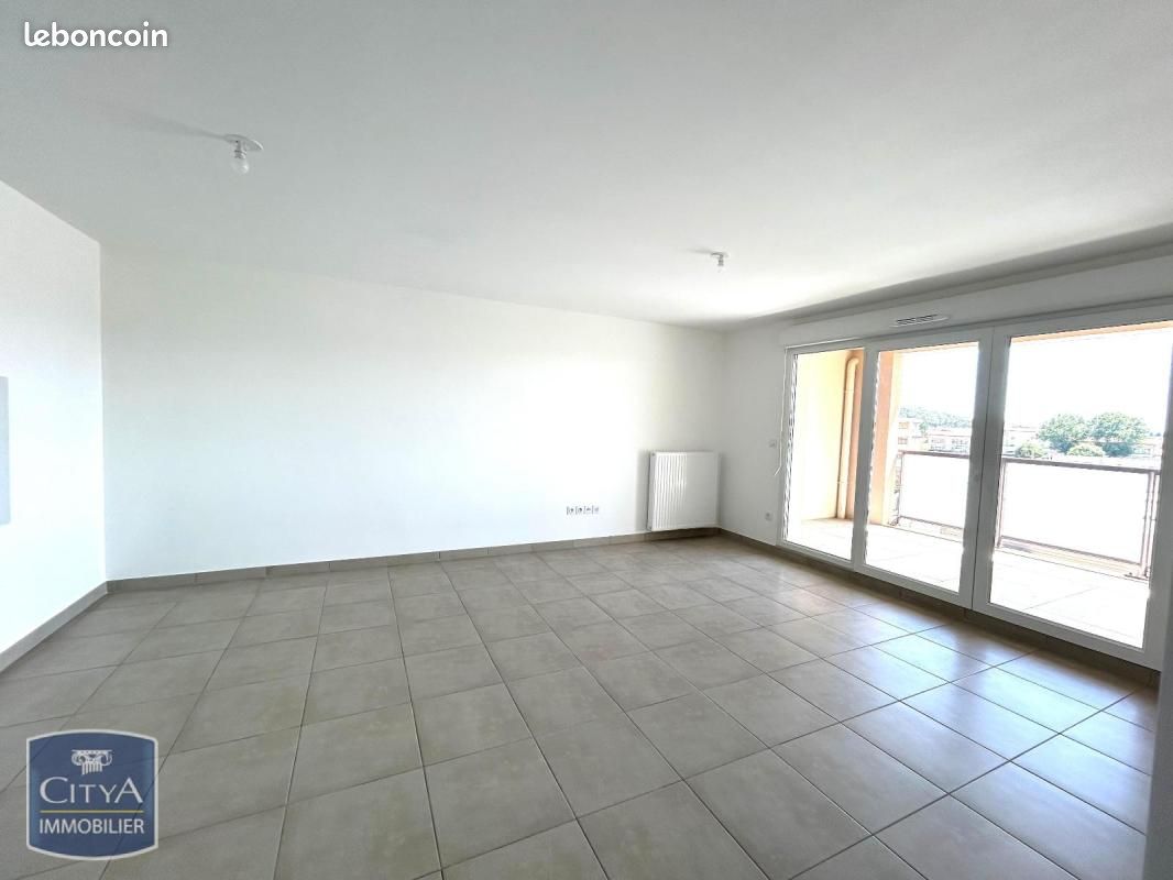Appartement 3 pièces 66 m² · à Orange · 66 m² · 811 €