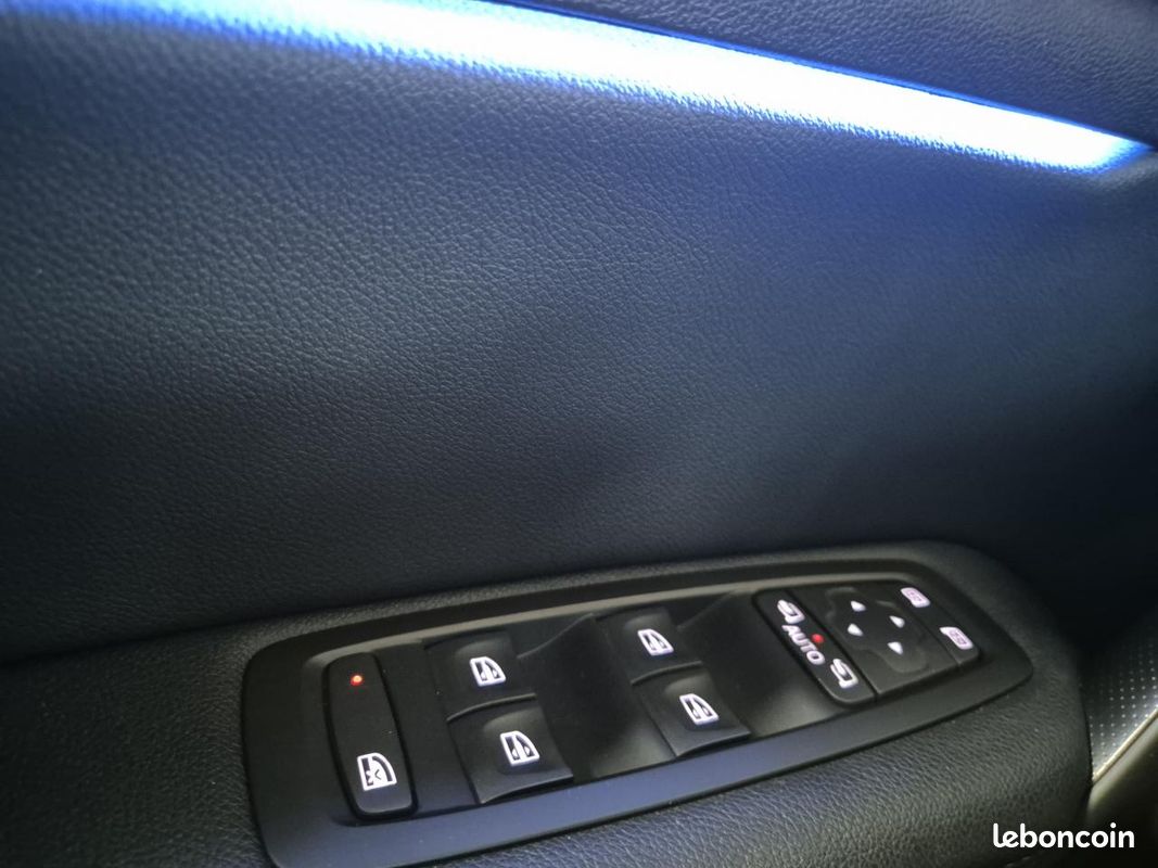 Renault megane 1.6 e-tech 160h 90 phev hybrid intens bva (image 12)