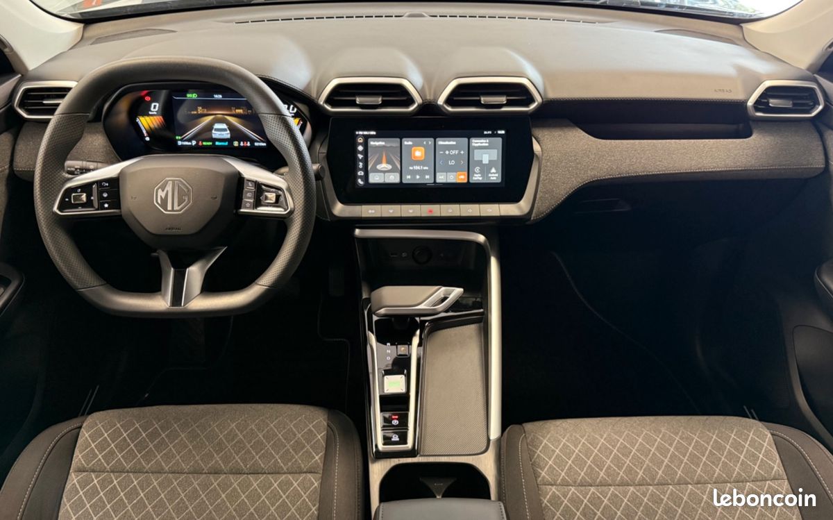 MG ZS 1.5 HYBRID+ 197Ch LUXURY 1.83KWH COMFORT - APPLE CARPLAY - GARANTIE 7 ANS (image 4)