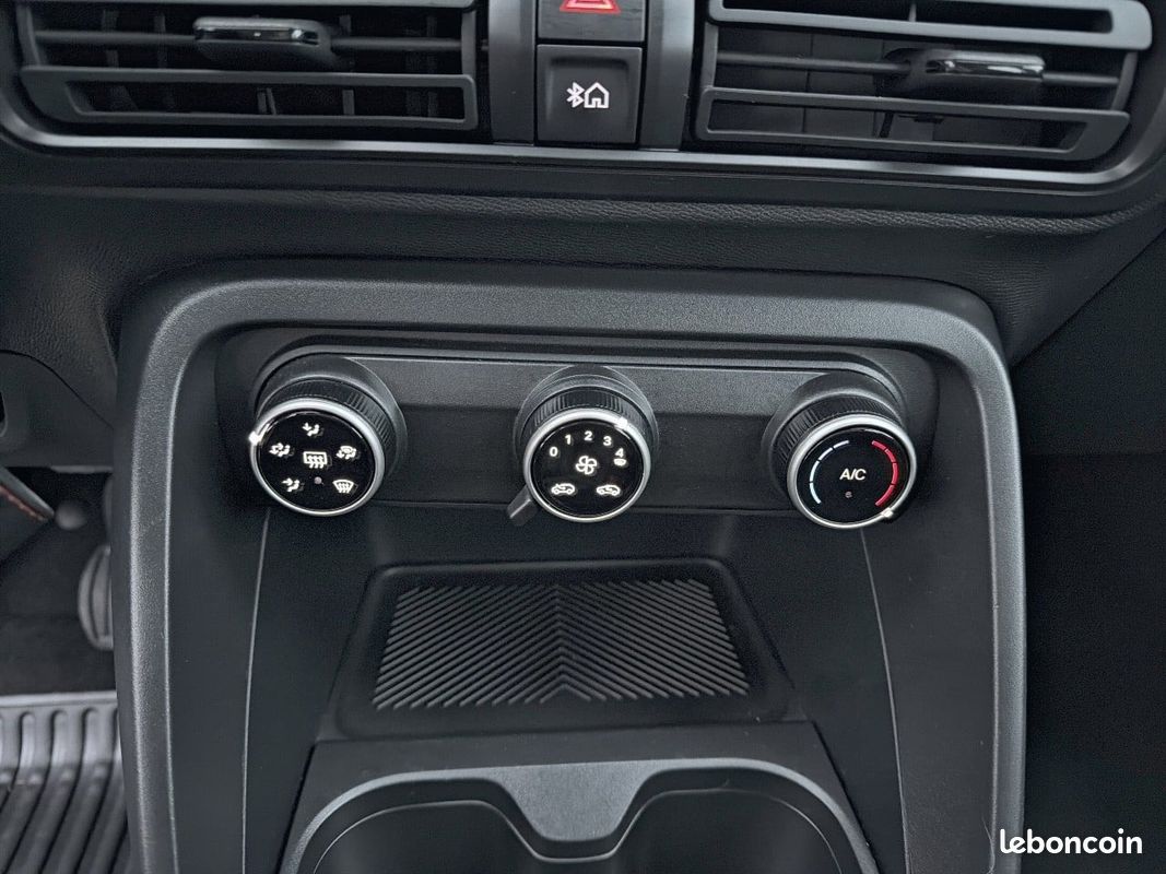 CITROEN C3 Turbo 100 ch Manuelle You (image 19)