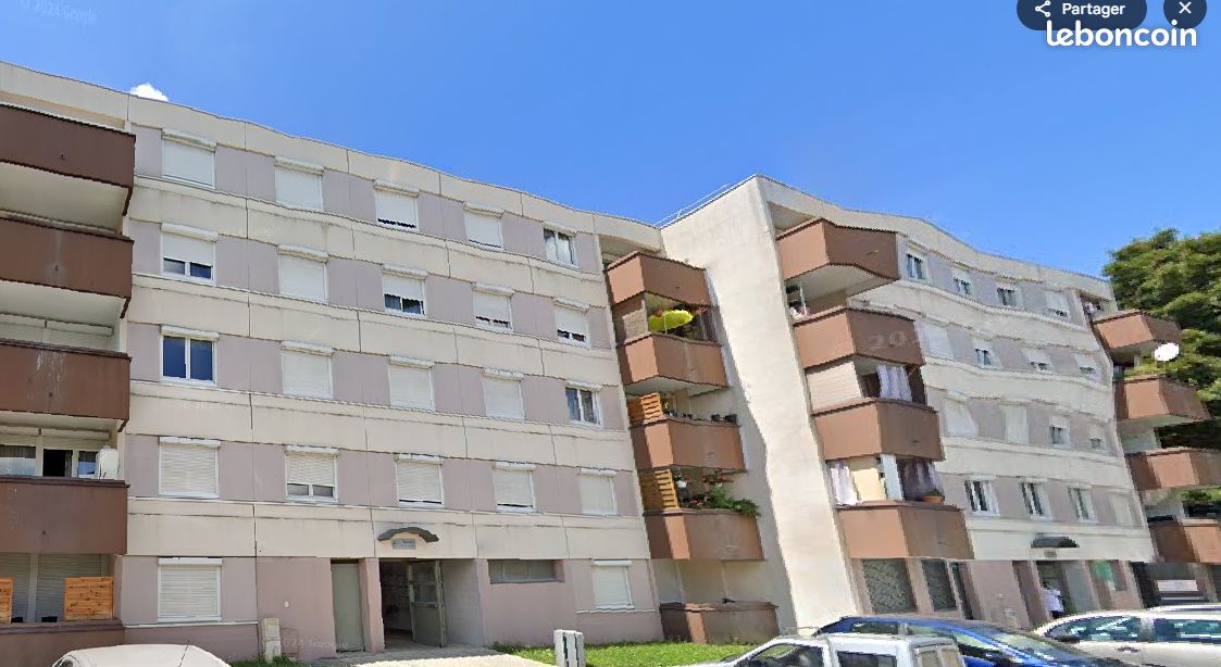 Appartement 4 pièces 82 m² · à Meximieux · 82 m² · 799 €/mois