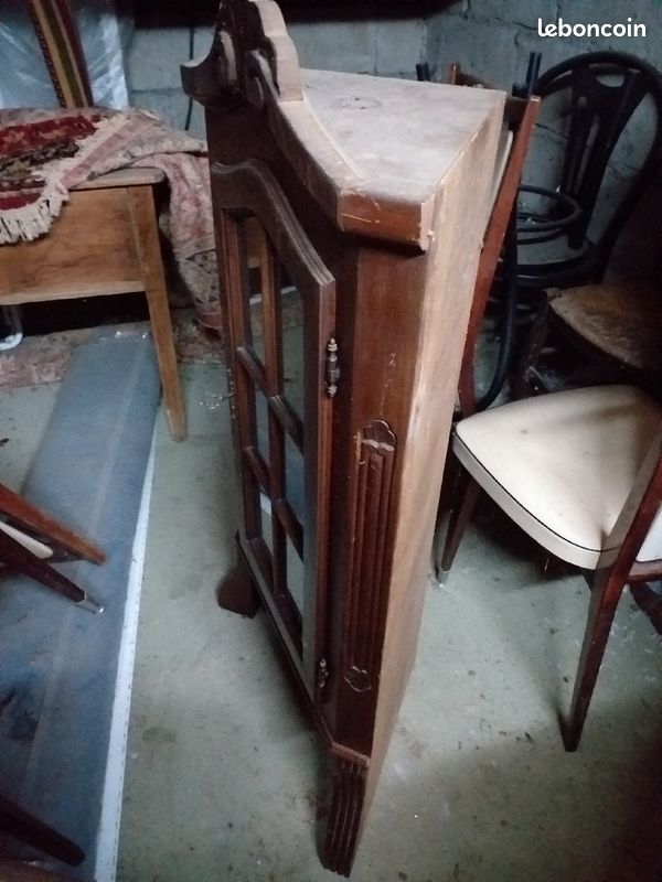Vitrine d angle (image 2)