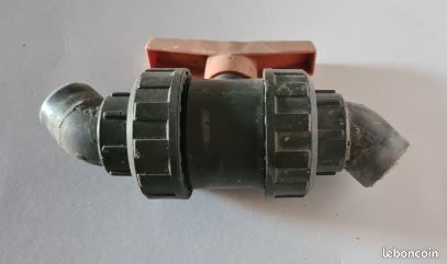 Vanne en PVC mâle-mâle diamètre 32 mms (image 2)