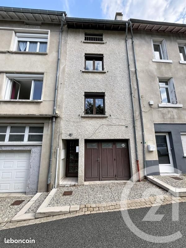 Maison 6 pièces 94 m² · à Yssingeaux · 94 m² · 140 000 €